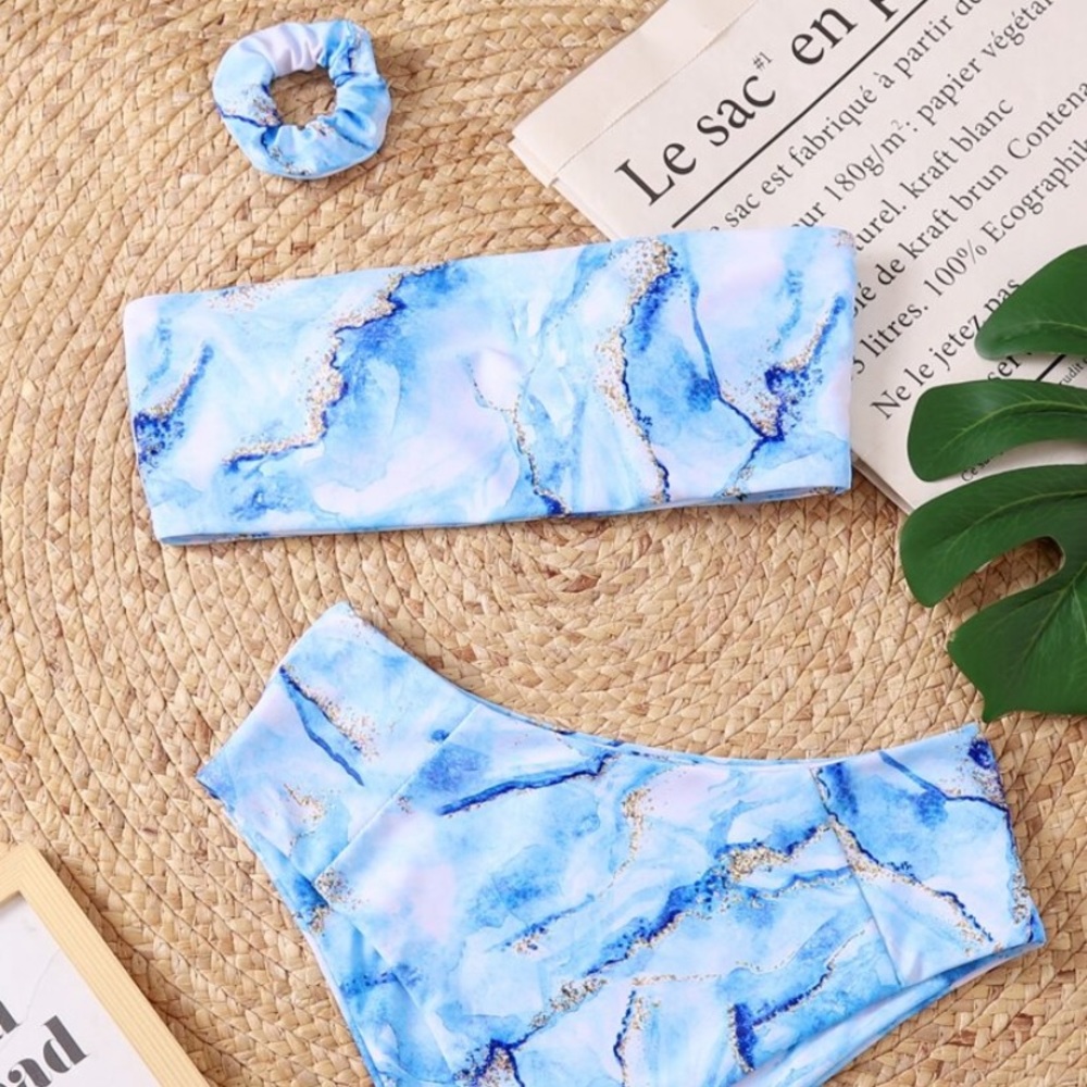 Adorable high waist bathing suit